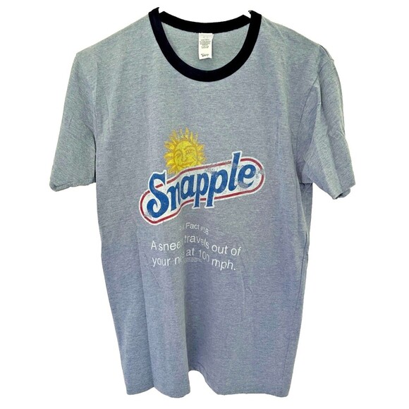 Rare Vintage 90s Snapple T-Shirt "Real Fact" Sneeze Size Medium Contrast Collar - Picture 1 of 6